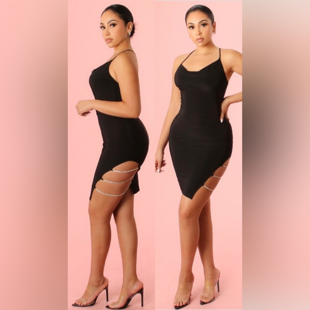Elegant Black Sleeveless Dress